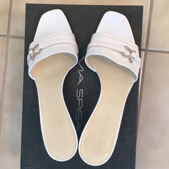 Burberry  women's mule - Picture 3 of 4